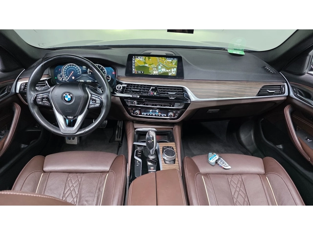 BMW 530 M Sport Plus - автомобили, коли, обяви за нови и употребявани 5