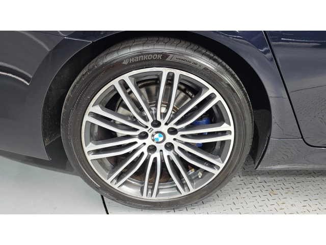 BMW 530 530i xDrive M Sport Plus | HUD | 360  | Soft Close - автомобили, коли, обяви за нови и употребявани 16