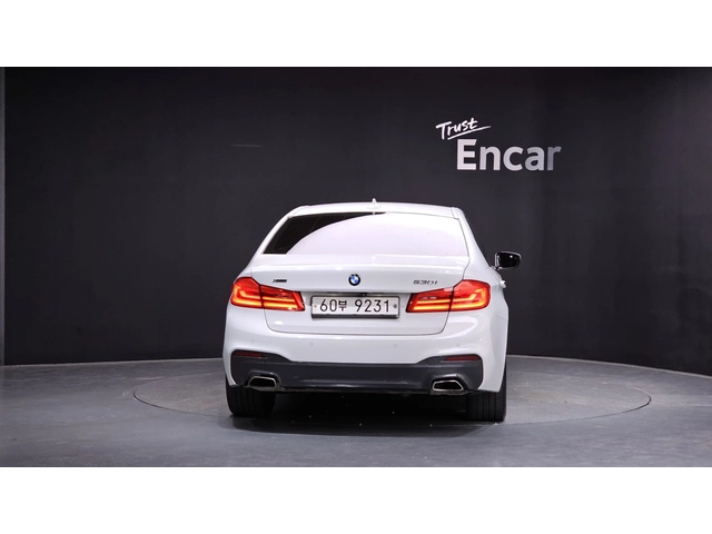 BMW 530 530i xDrive M Sport Plus | HUD | 360  | Памет - автомобили, коли, обяви за нови и употребявани 3