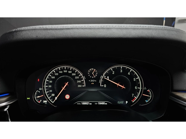 BMW 530 530i xDrive M Sport Plus | HUD | 360  | Памет - автомобили, коли, обяви за нови и употребявани 6