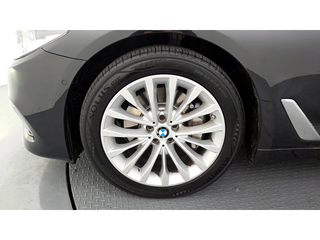 BMW 530 530i xDrive Luxury Plus| HUD| Адаптивен круиз| Пам - автомобили, коли, обяви за нови и употребявани 16