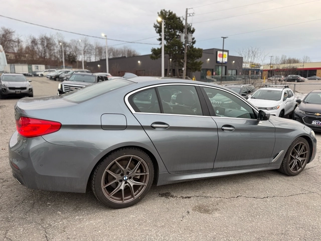 BMW 530 M Sport | Massage Seats | HUD | Driving Assistant - автомобили, коли, обяви за нови и употребявани 4