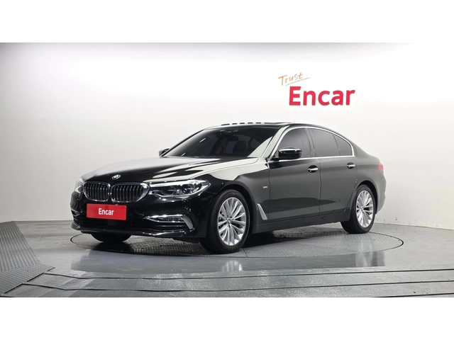 BMW 530 530i xDrive Luxury Plus| HUD| Панорама| Адаптив кр - автомобили, коли, обяви за нови и употребявани 0
