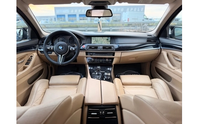 BMW 530 d= M-performance= HUD= Keyless= - автомобили, коли, обяви за нови и употребявани 9