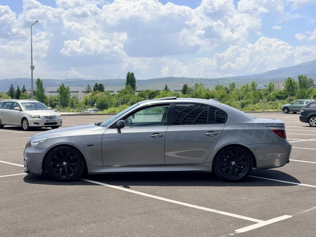 BMW 530 faceLift-M-Sport-Лизинг през Уникредит - автомобили, коли, обяви за нови и употребявани 4