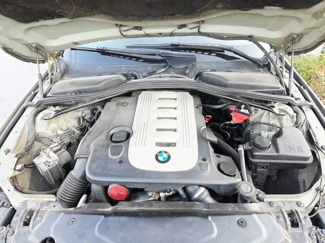 BMW 530 D/XDRIVE/M-PACK/EURO4 - автомобили, коли, обяви за нови и употребявани 14
