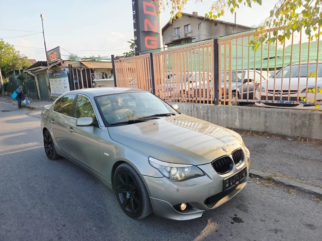BMW 530 D/XDRIVE/M-PACK/EURO4 - автомобили, коли, обяви за нови и употребявани 1