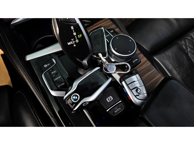 BMW 530 M-PK* DIS* HUD* ОБДУХ* 360* КРАЙНА ЦЕНА - автомобили, коли, обяви за нови и употребявани 11