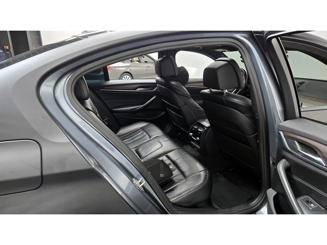 BMW 530 LCI RETROFIT* ОБДУХ* HEAD-UP* H&K* 360* DIS* КРАЙН - автомобили, коли, обяви за нови и употребявани 14