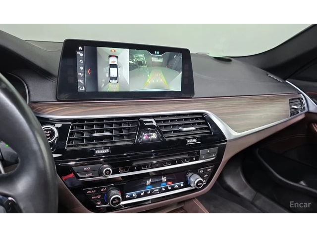 BMW 530 M-sport - автомобили, коли, обяви за нови и употребявани 10