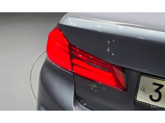 BMW 530 M-sport - автомобили, коли, обяви за нови и употребявани 12