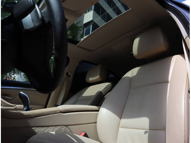 BMW 530 D/Sport/PDC/Xenon/Leader - автомобили, коли, обяви за нови и употребявани 9