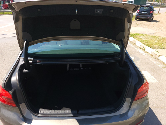 BMW 530 D X-DRIVE LUXURY LINE EURO 6B - автомобили, коли, обяви за нови и употребявани 19