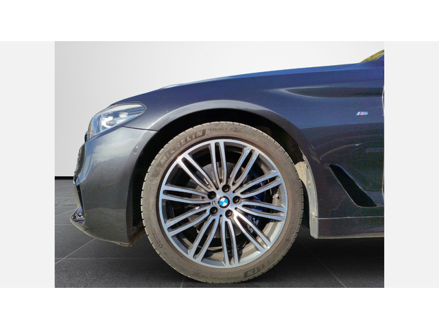 BMW 530d xDrive - автомобили, коли, обяви за нови и употребявани 4