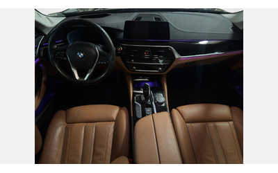 BMW 530d xDrive - автомобили, коли, обяви за нови и употребявани 6
