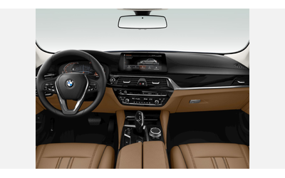 BMW 530d xDrive - автомобили, коли, обяви за нови и употребявани 9