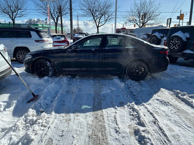 BMW 530E * xDrive * CARFAX * ЦЕНА ДО БГ - автомобили, коли, обяви за нови и употребявани 1