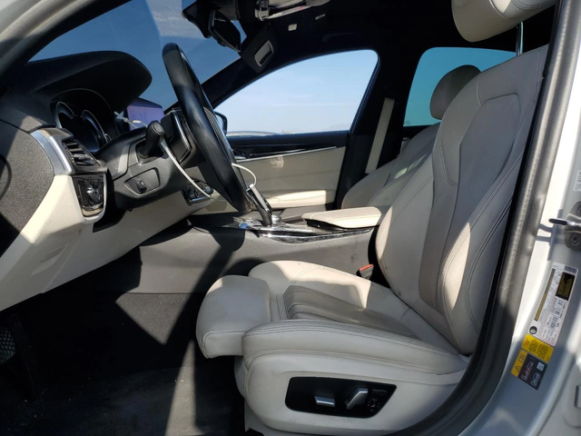 BMW 530E * E-Drive* КОЖА* ПОДГРЕВ* ШИБИДАХ* LED* - автомобили, коли, обяви за нови и употребявани 6