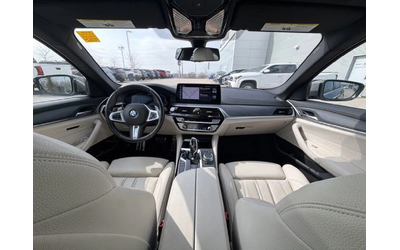 BMW 530E * xDrive * * HeadUp* AвтоКредит* (ЦЕНА ДО БГ) - автомобили, коли, обяви за нови и употребявани 10