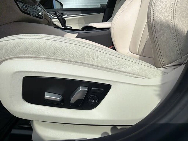 BMW 530E * xDrive * * HeadUp* AвтоКредит* (ЦЕНА ДО БГ) - автомобили, коли, обяви за нови и употребявани 9