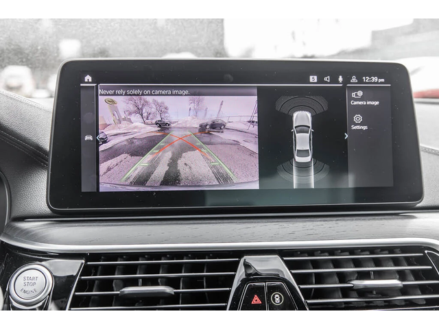 BMW 530E I * M-Package* * HeadUp* AвтоКредит* (ЦЕНА ДО БГ) - автомобили, коли, обяви за нови и употребявани 12