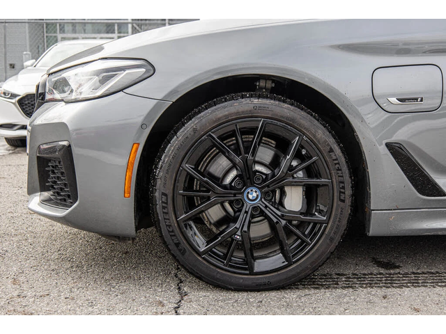 BMW 530E I * M-Package* * HeadUp* AвтоКредит* (ЦЕНА ДО БГ) - автомобили, коли, обяви за нови и употребявани 6