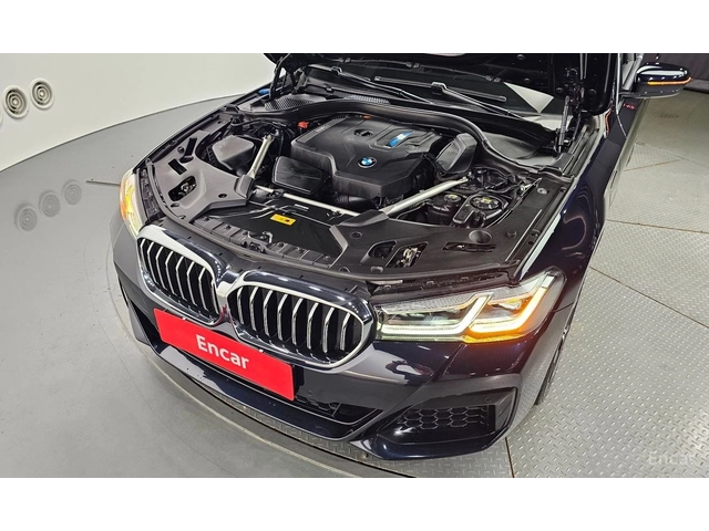 BMW 530E M* SPORT* HYBRID* HARMON* KARDON* ДИСТРОНИК* ОБДУХ - автомобили, коли, обяви за нови и употребявани 16