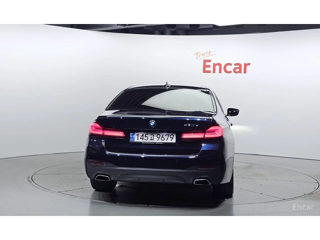 BMW 530E M* SPORT* HYBRID* HARMON* KARDON* ДИСТРОНИК* ОБДУХ - автомобили, коли, обяви за нови и употребявани 3