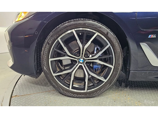 BMW 530E M* SPORT* HYBRID* HARMON* KARDON* ДИСТРОНИК* ОБДУХ - автомобили, коли, обяви за нови и употребявани 4