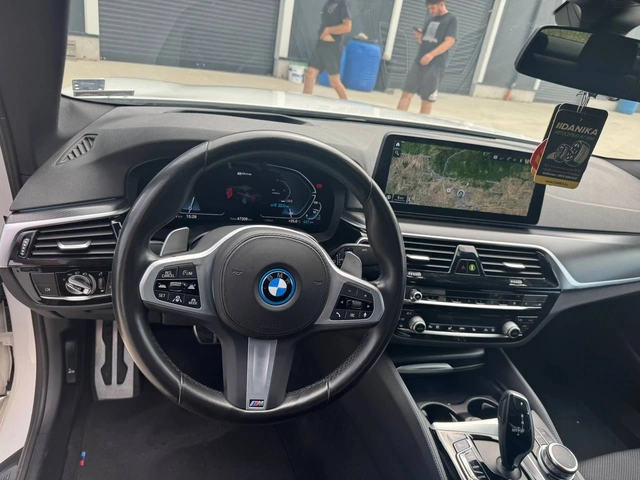 BMW 530E В ГАРАНЦИЯ ДО 06.2027 С КАСКО - автомобили, коли, обяви за нови и употребявани 10
