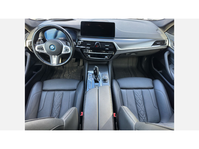 BMW 530e xDrive - автомобили, коли, обяви за нови и употребявани 6