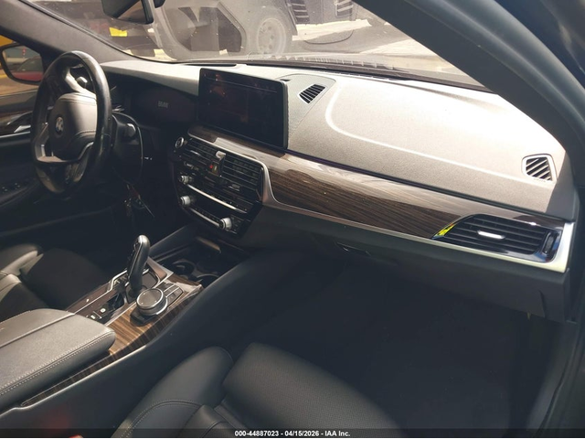 BMW 530I 2.0L I-4 DI, DOHC, VVT, TURBO, 248HP All Wheel Drive - автомобили, коли, обяви за нови и употребявани 4