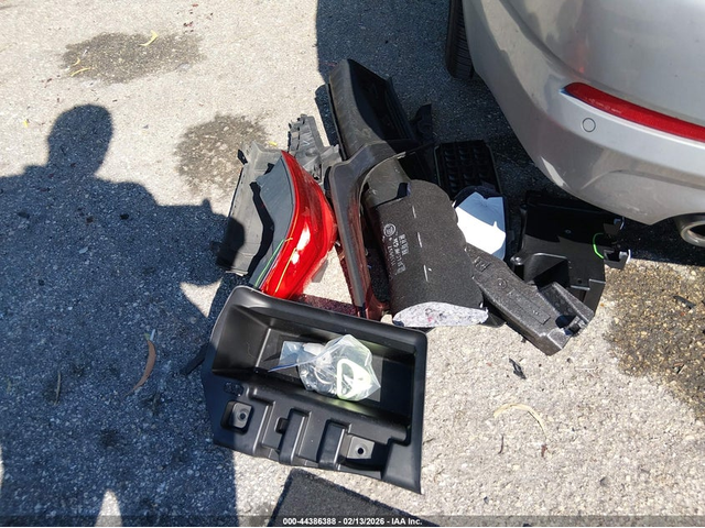 BMW 530I 2.0L I-4 DI, DOHC, VVT, TURBO, 248HP Rear Wheel Drive - автомобили, коли, обяви за нови и употребявани 11