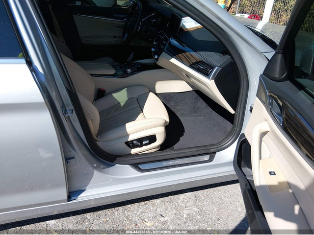 BMW 530I 2.0L I-4 DI, DOHC, VVT, TURBO, 248HP Rear Wheel Drive - автомобили, коли, обяви за нови и употребявани 4