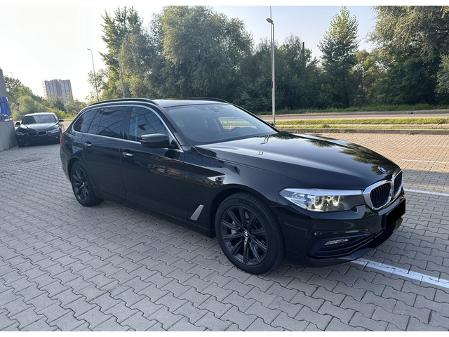 BMW 530i 530i xDrive Touring - автомобили, коли, обяви за нови и употребявани 1
