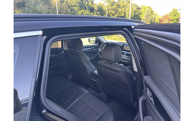 BMW 530i 530i xDrive Touring - автомобили, коли, обяви за нови и употребявани 8