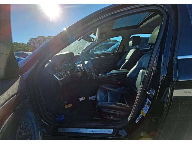 BMW 535 видео на двигателя* LUXURY LINE - автомобили, коли, обяви за нови и употребявани 4