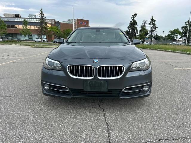 BMW 535 xDrive / CARFAX - автомобили, коли, обяви за нови и употребявани 1