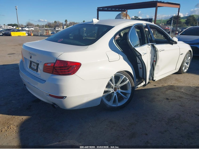 BMW 535I 3.0L I-6 DI, DOHC, VVT, TURBO, 300HP Rear Wheel Drive - автомобили, коли, обяви за нови и употребявани 3