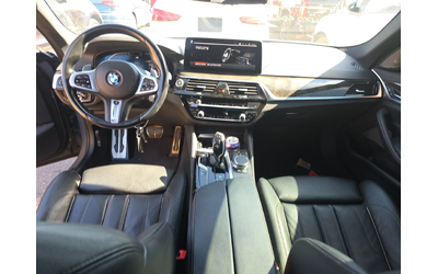 BMW 540 I / M-PACK / DISTRONIC / HEAD-UP / HARMAN - автомобили, коли, обяви за нови и употребявани 8