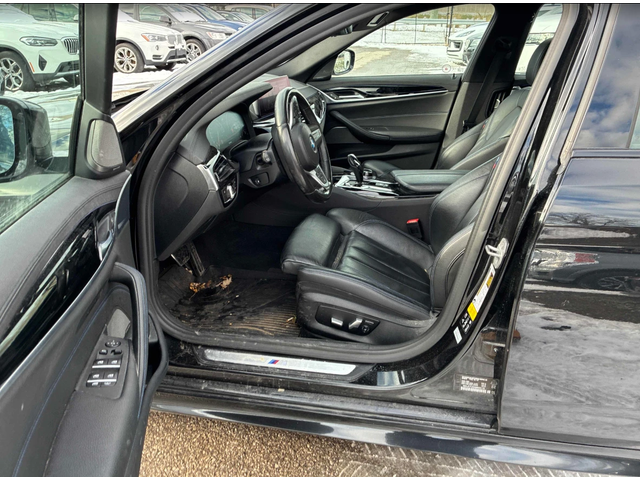 BMW 540 Xdrive* видео на двигателя - автомобили, коли, обяви за нови и употребявани 4