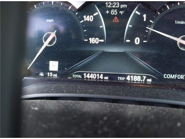 BMW 540 I / XDRIVE - автомобили, коли, обяви за нови и употребявани 7