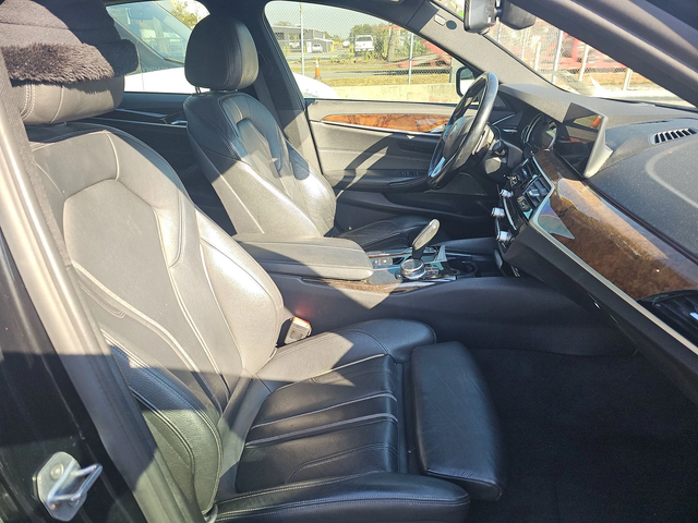 BMW 540 * Head-Up* HARMAN* KEYLESS* - автомобили, коли, обяви за нови и употребявани 8