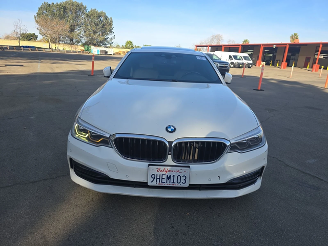 BMW 540 i - автомобили, коли, обяви за нови и употребявани 1