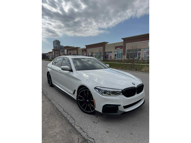 BMW 540 M-pkg* Harman/Kardon* 360View* Подгрев* Пано - автомобили, коли, обяви за нови и употребявани 2