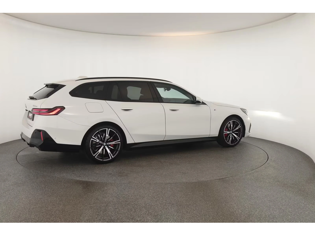 BMW 540 d xDrive M-Sport PRO - автомобили, коли, обяви за нови и употребявани 16