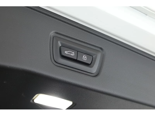 BMW 540 d xDrive M-Sport PRO - автомобили, коли, обяви за нови и употребявани 7