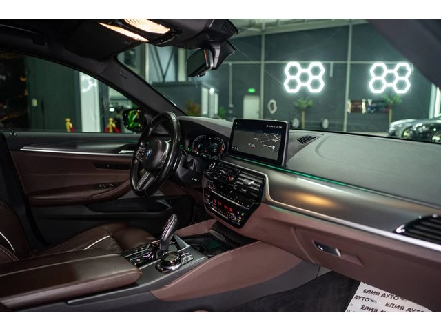 BMW 540 D XDRIVE FULL M BLACK LINE H&K ЛИЗИНГ 100% - автомобили, коли, обяви за нови и употребявани 12