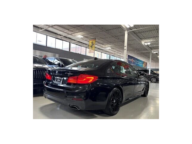 BMW 540 I xDrive* M-пакет* Harman/Kardon* подгрев* шибида - автомобили, коли, обяви за нови и употребявани 3