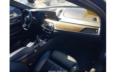 BMW 540 MPACK* KEYLESS* AMBIENT* HEADUP - автомобили, коли, обяви за нови и употребявани 8